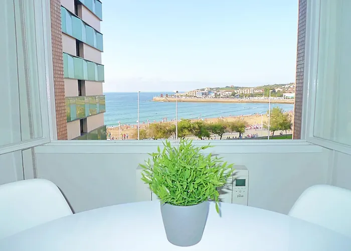Apartamento San Lorenzo Playa. Vistas Al Mar.